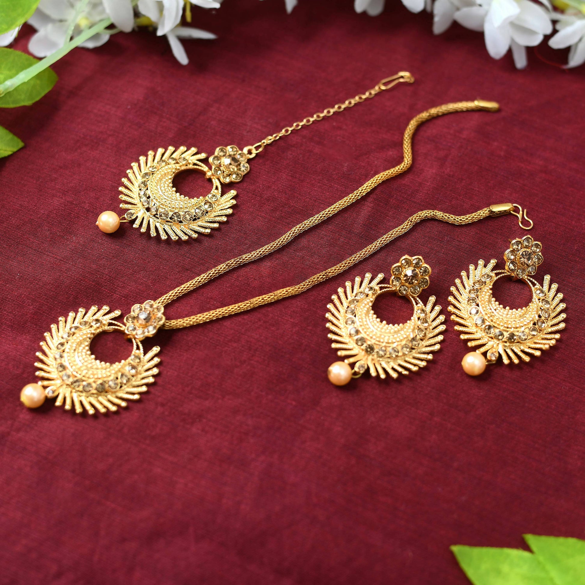 Mominos Fashion Johar Kamal Gold-Polished Brass Finish Long Necklace For Women (Golden) | Swadesiicart
