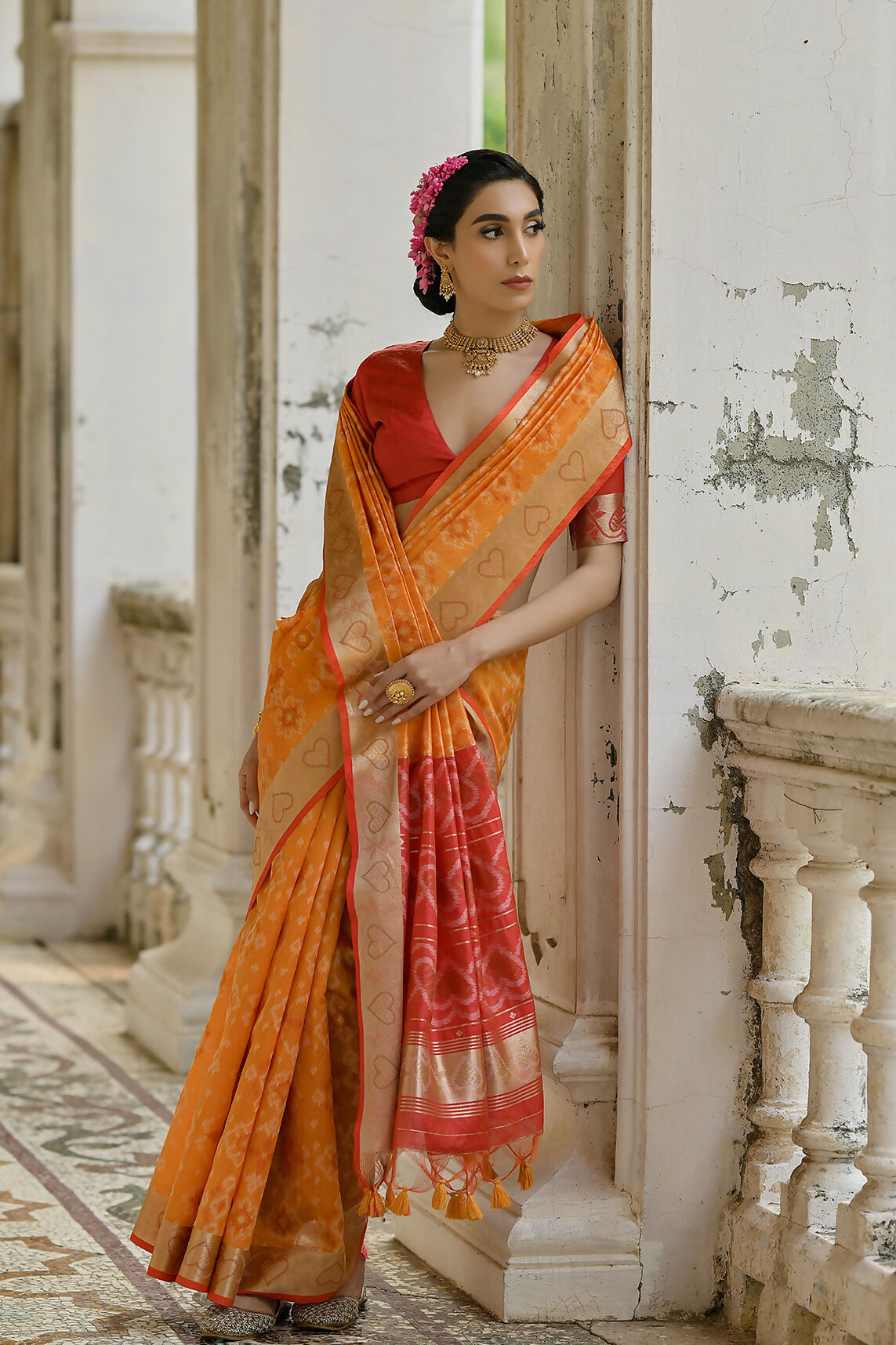 Vishnu Weaves Women's Mustard Raw Silk Thread Ikkat Woven Saree with Blouse - Swadesiicart
