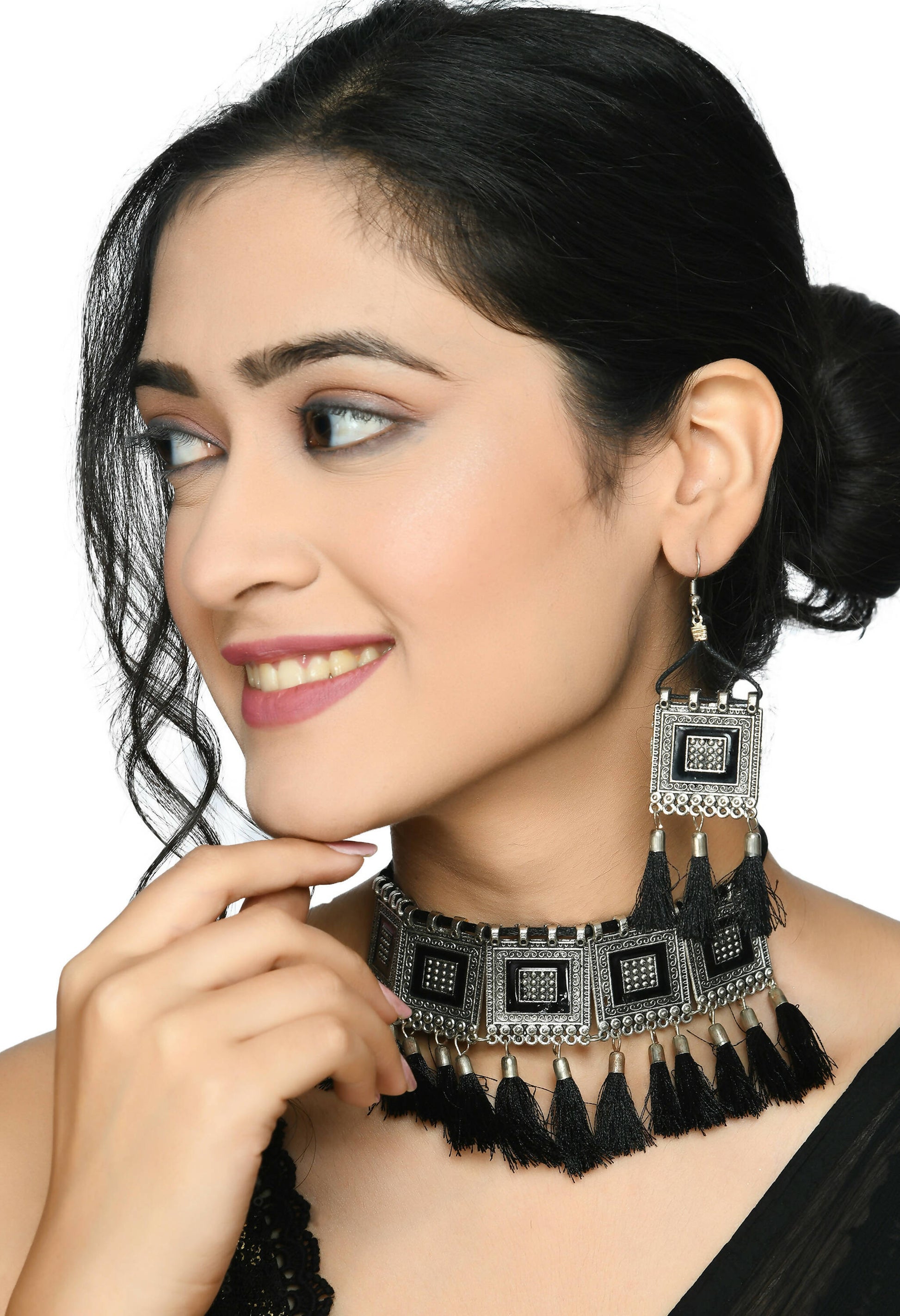 Mominos Fashion Johar Kamal Oxidised Silver-Plated Brass Finish Tassel Work Handicraft Choker For Women (Black) | Swadesiicart