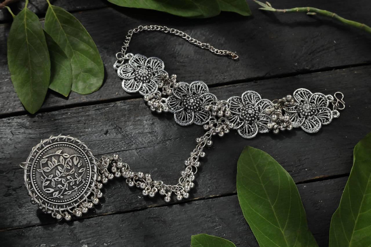 Mominos Fashion Oxidised Silver Plated Traditional Bracelet - Swadesiicart