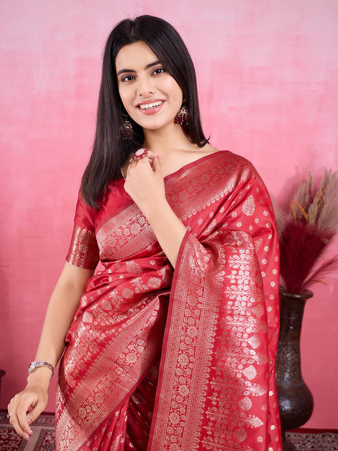 Vedant Vastram Banarasi Silk Fashion Saree - Red | Swadesiicart