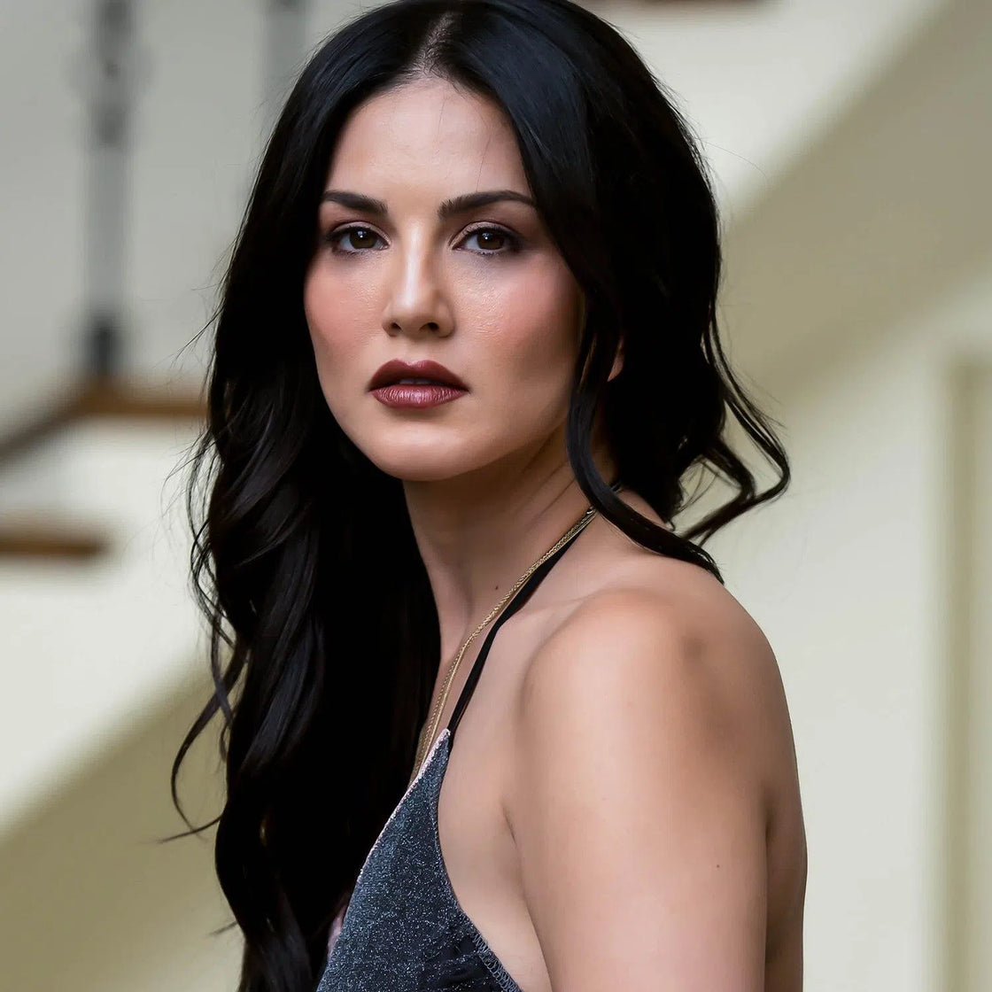 Star Struck By Sunny Leone Intense Matte Lip Color - Cinammon | Swadesiicart