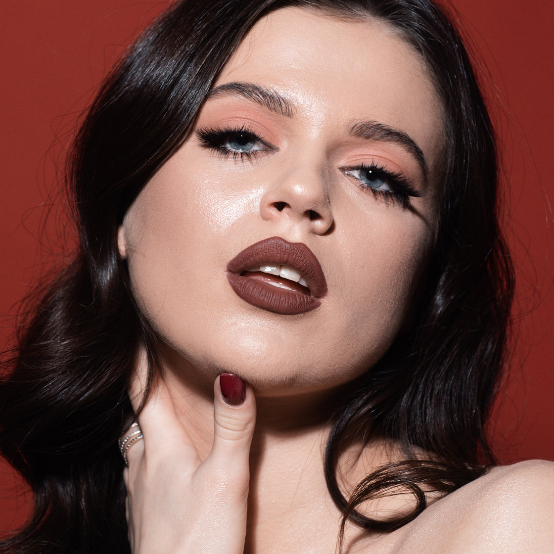 Star Struck By Sunny Leone Matte Liquid Lip Color - Cinnamon | Swadesiicart