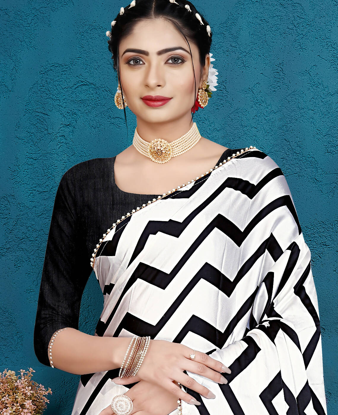 Black Japan Satin Stripe Printed Saree With Unstitched Blouse Piece - Laavanya