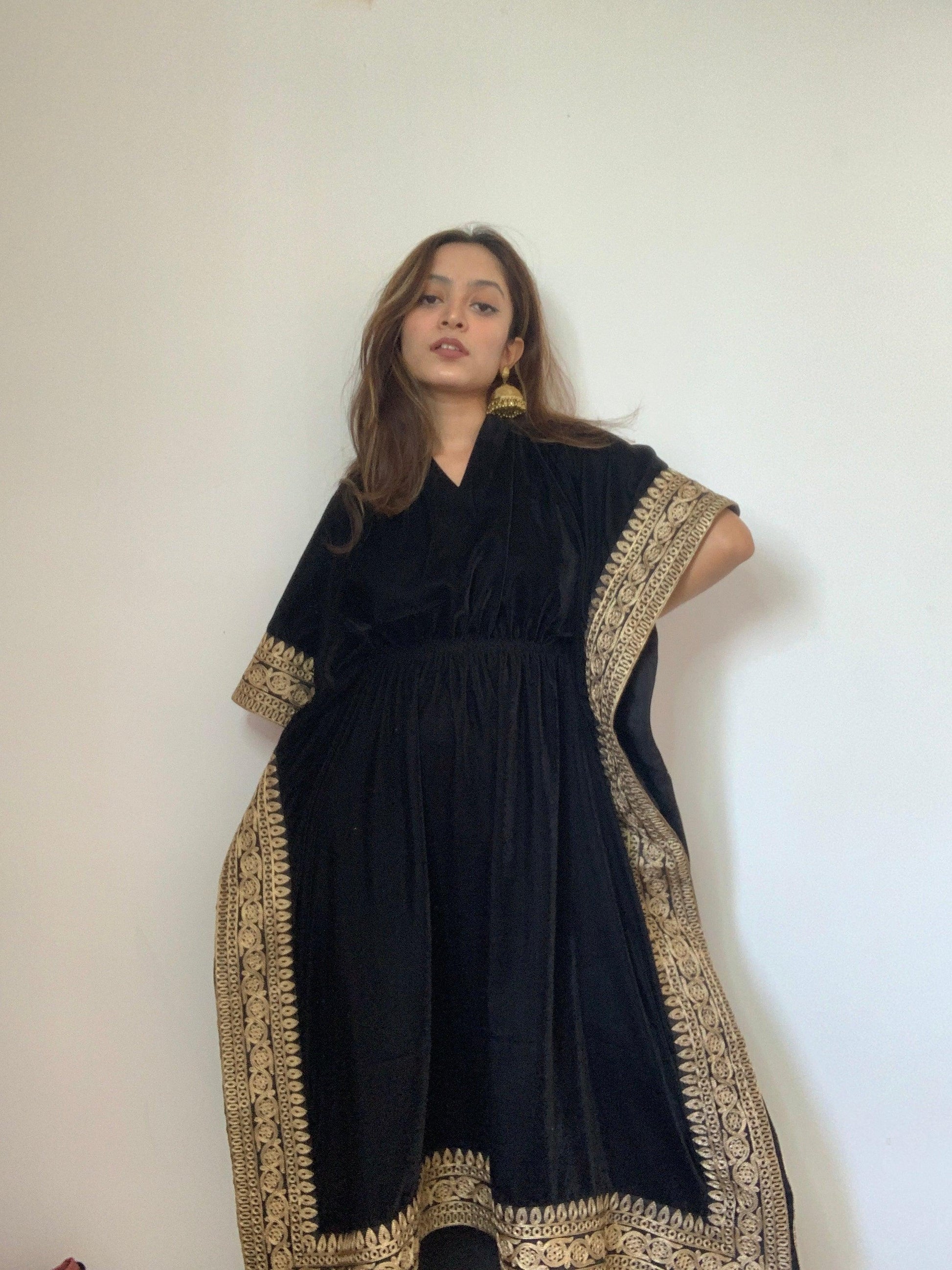 trueBrowns Black Velvet Embroidered Lace Kaftan | Swadesiicart