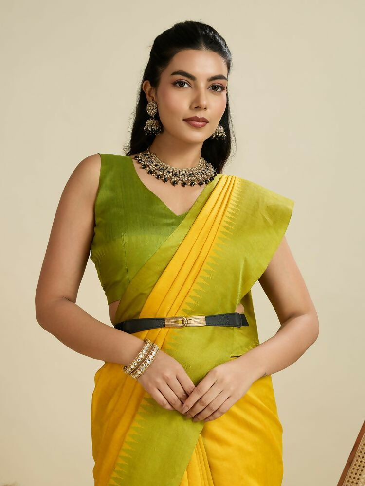 Vishnu Weaves Women's Yellow Raw Silk Thread Woven Saree with Blouse - Swadesiicart