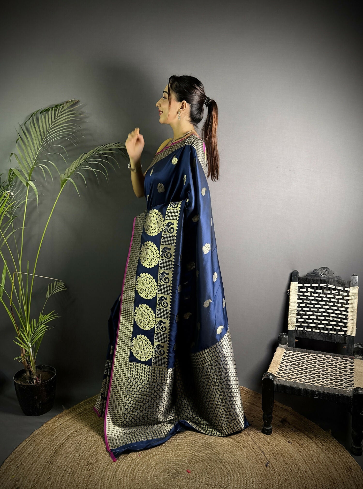 Joban Fashion Navy Blue Banarasi Soft Lichi Silk Paisley Saree | Swadesiicart