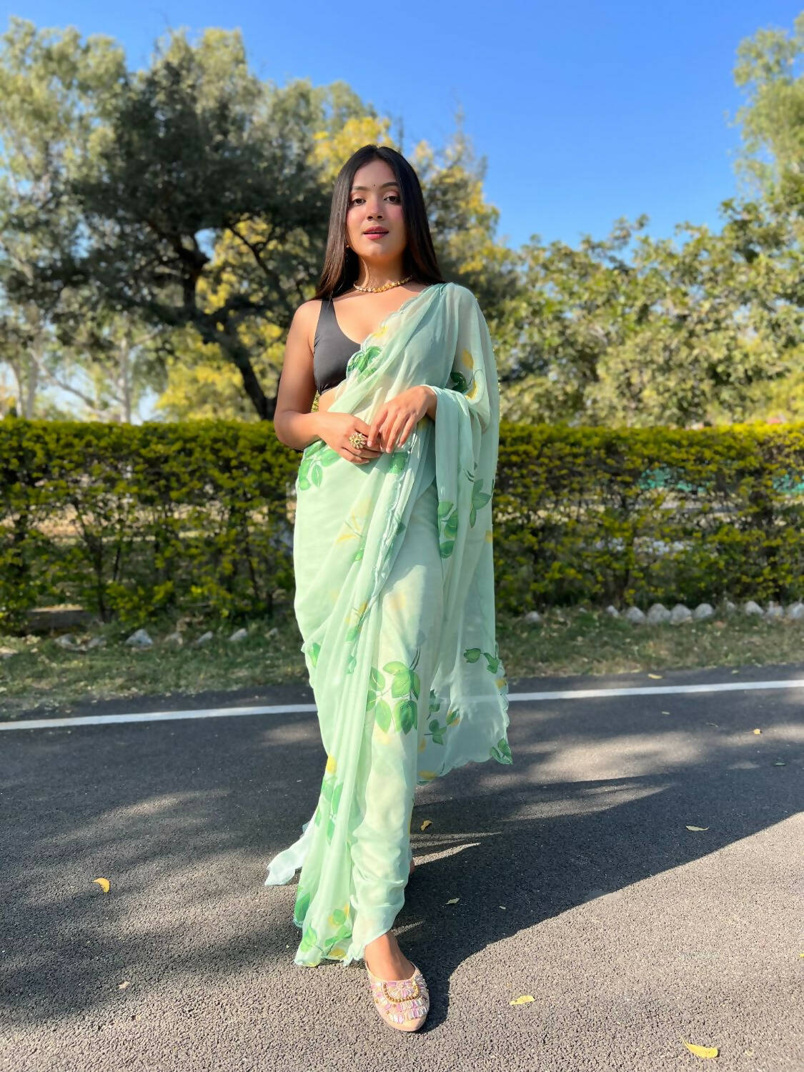 Vamsee Green Chiffon Designer Saree - Swadesiicart