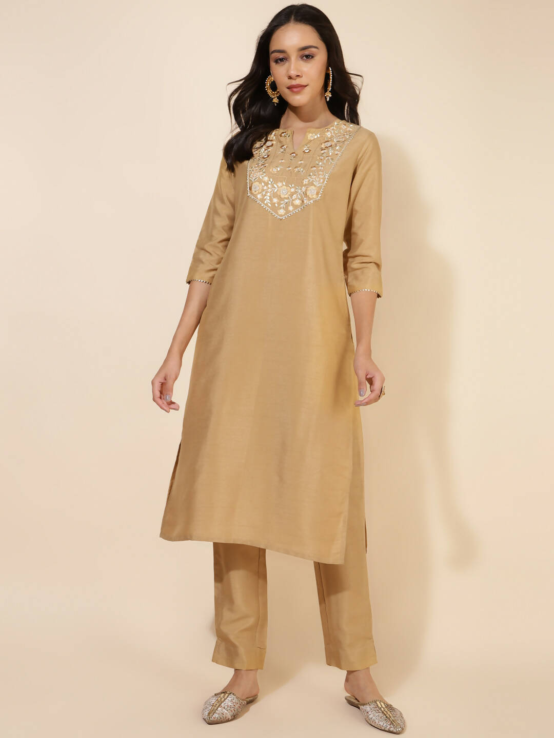Janasya Women's Gold Crepe Silk Yoke Embroidery Festive Straight Kurta Set | Swadesiicart