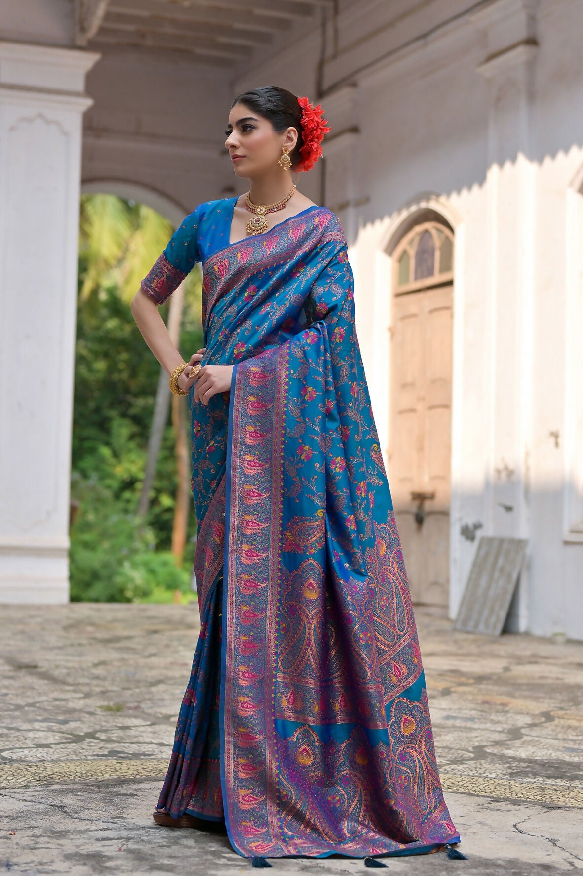 Vishnu Weaves Women's Firozi Silk Woven Saree with Blouse - Swadesiicart