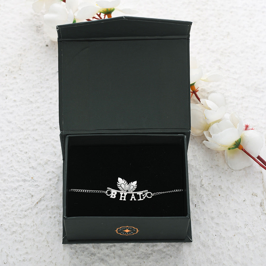 trueBrowns 925 Sterling Silver Stunning BHAI Bracelet Rakhi | Swadesiicart