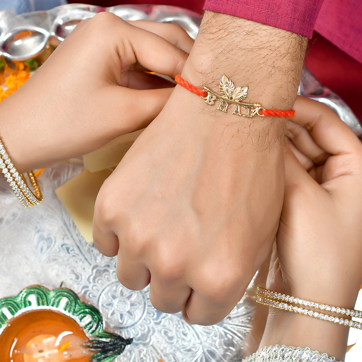 trueBrowns X Voylla 925 Sterling Silver Gold-Polished Gold Micron Plated Bhai Thread Rakhi | Swadesiicart