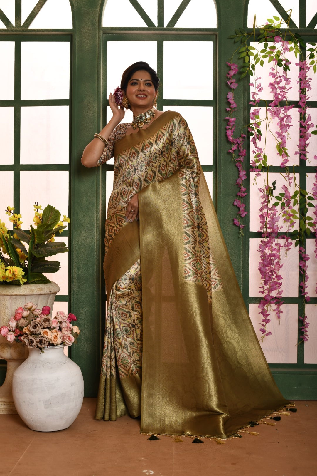 Vishnu Weaves Women's Mahendi Banarasi Silk Zari Woven Patola Saree with Blouse - Swadesiicart