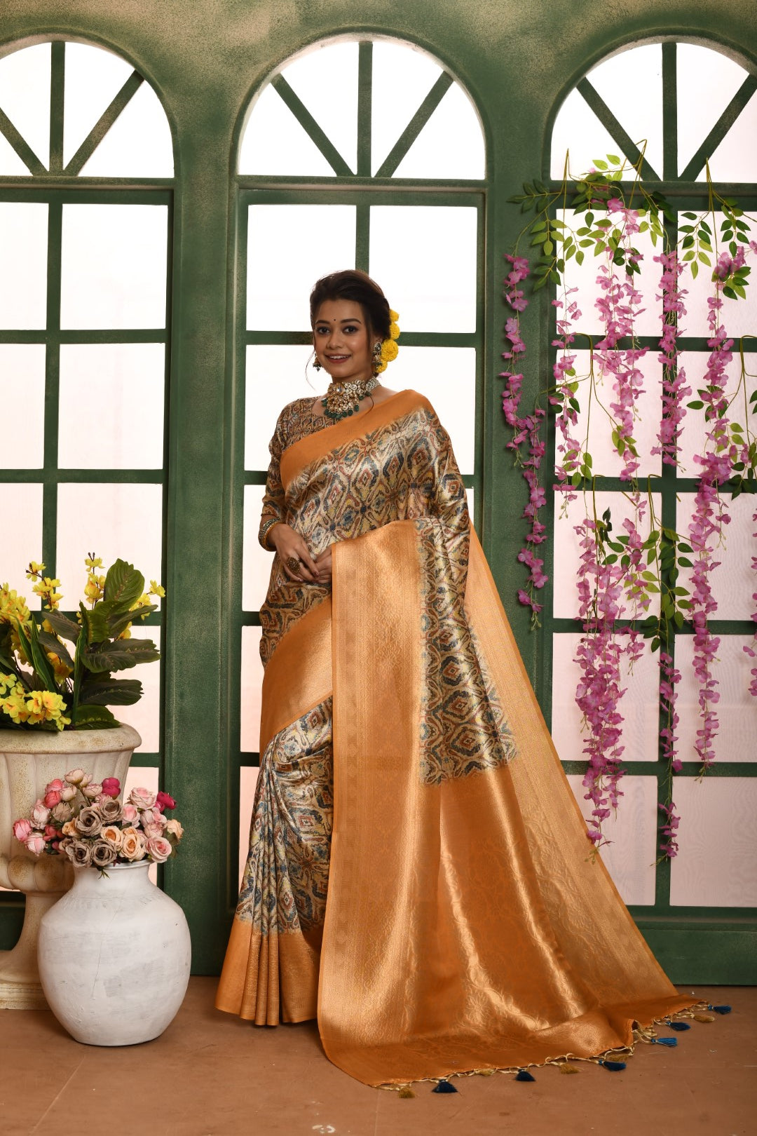 Vishnu Weaves Women's Yellow Banarasi Silk Zari Woven Patola Saree with Blouse - Swadesiicart