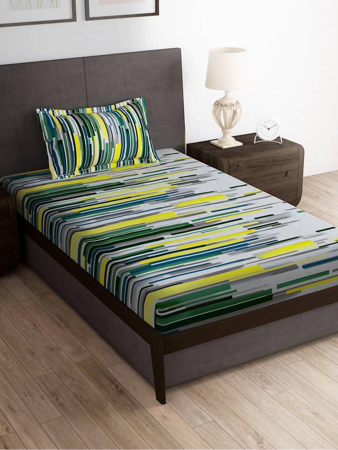 Story@home Arena White & Grey Printed 180 TC Bedsheet & Pillow Covers - Swadesiicart