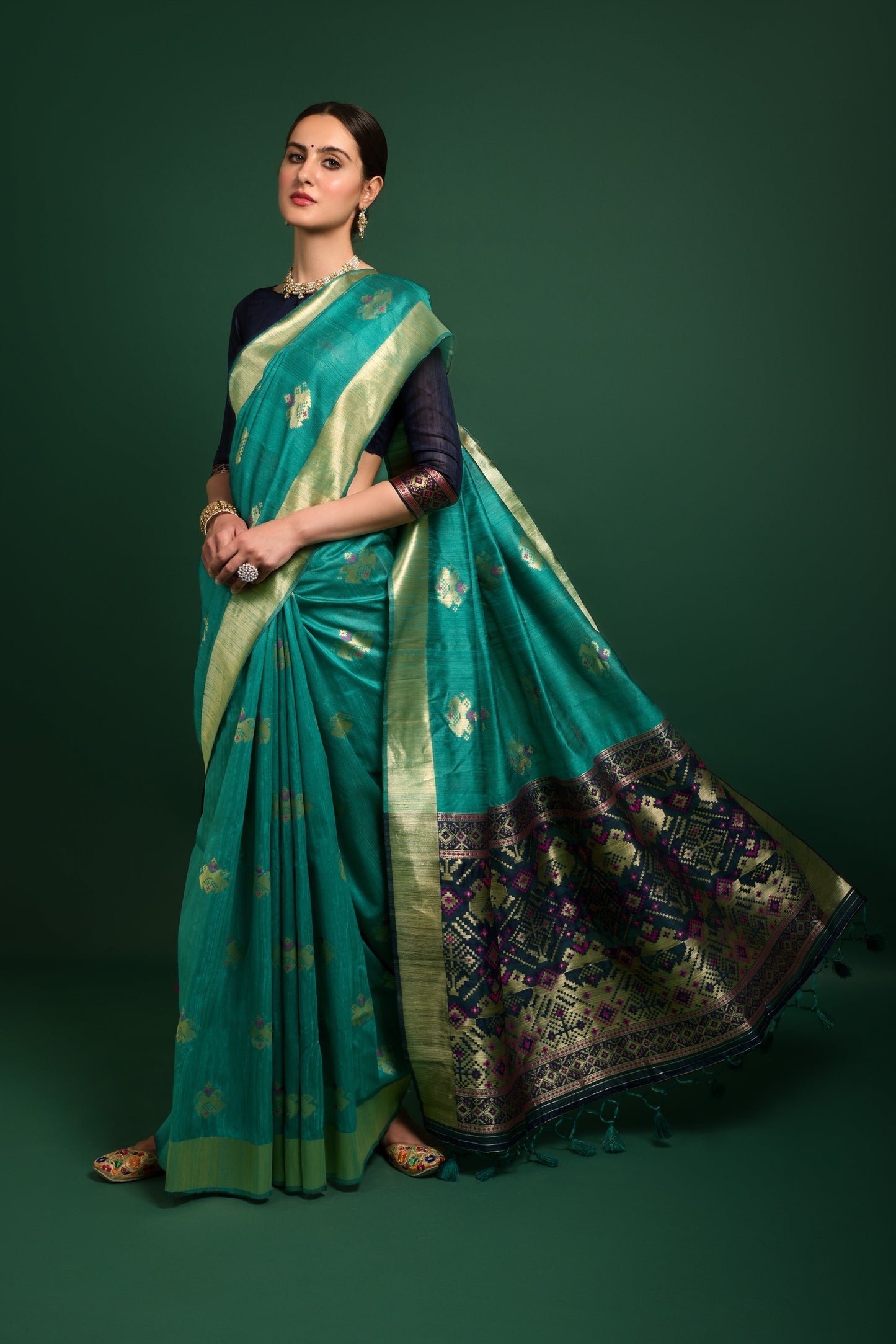 Vishnu Weaves Women's Rama Tussar Silk Zari Woven Saree with Blouse - Swadesiicart