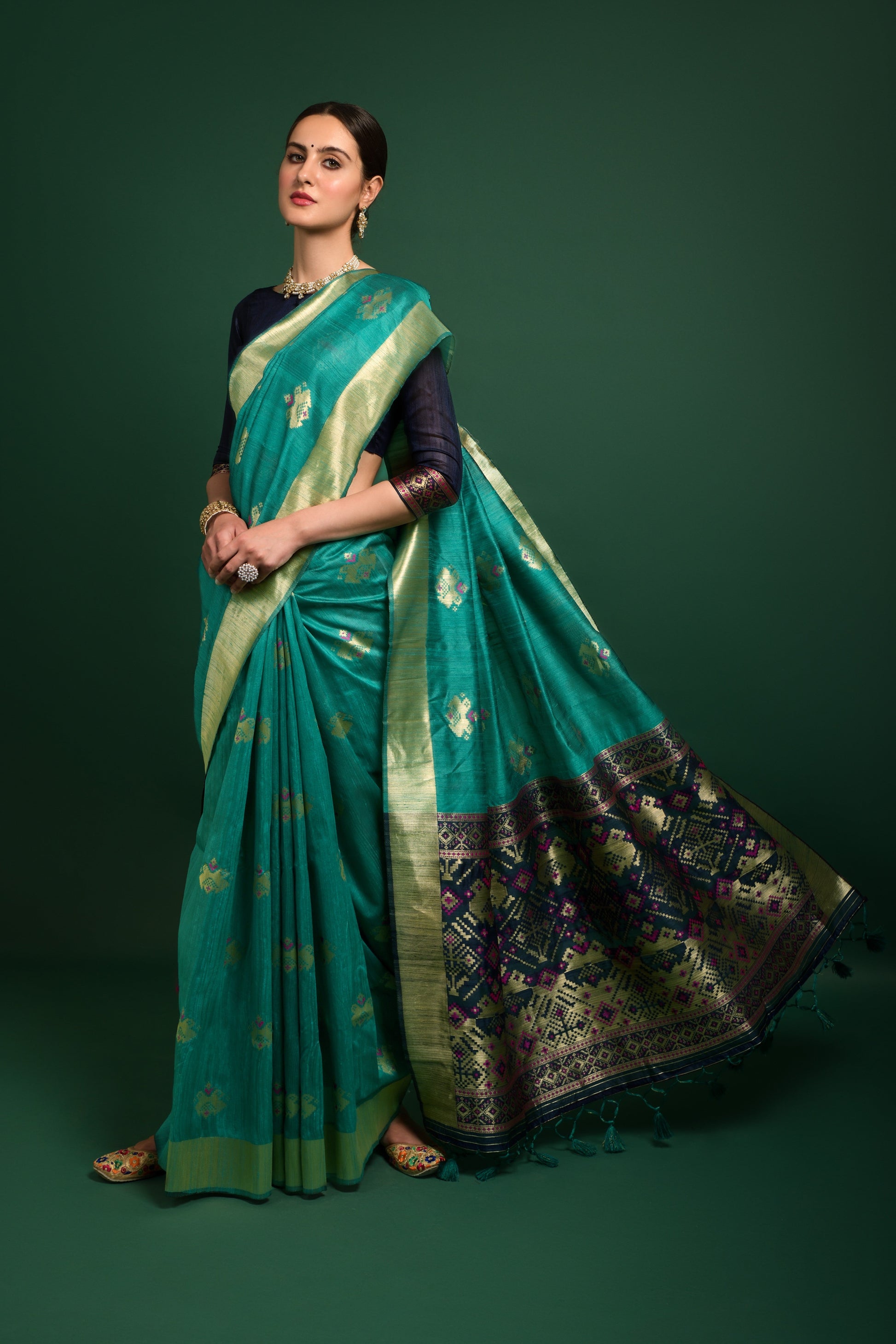 Vishnu Weaves Women's Rama Tussar Silk Zari Woven Saree with Blouse - Swadesiicart
