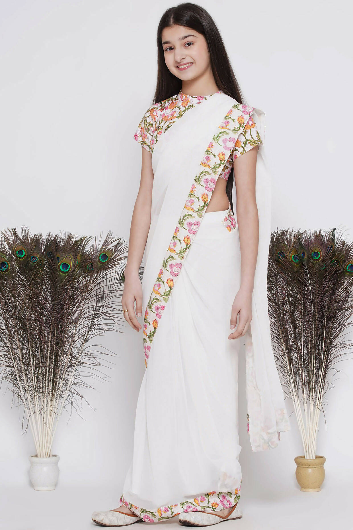 Little Bansi Floral Print Ready To Wear Saree And Floral Blouse - White | Swadesiicart