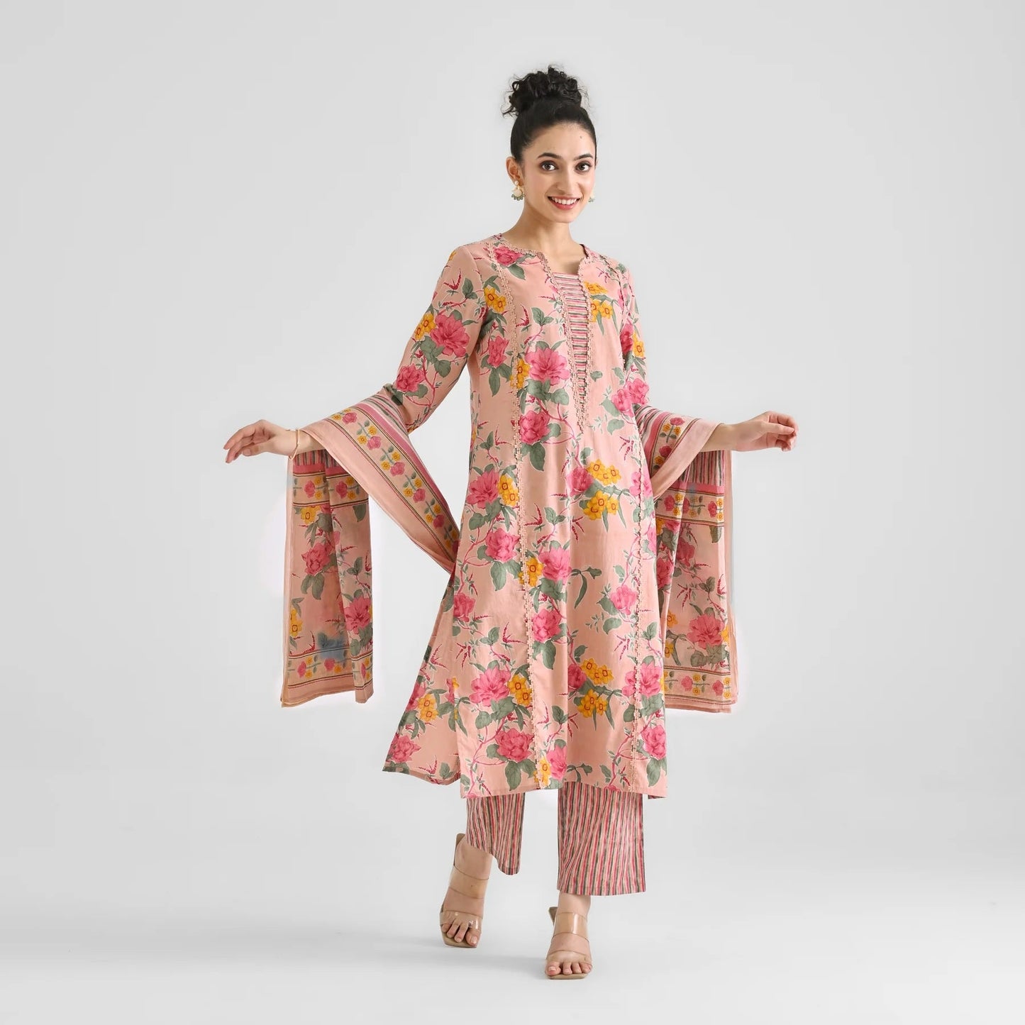 Lorenvalley Peach Cotton Slub Printed with Lace Work Kurta Set | Swadesiicart