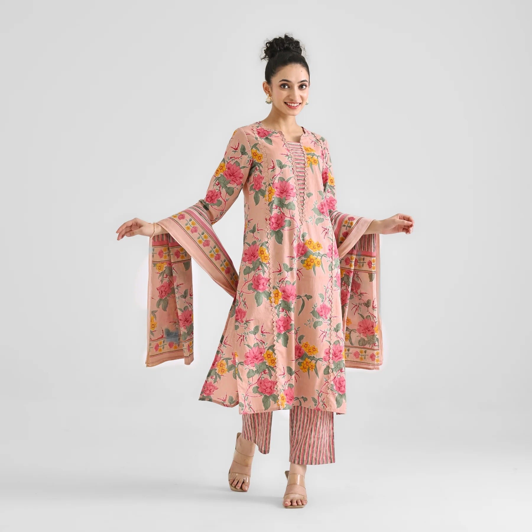 Lorenvalley Peach Cotton Slub Printed with Lace Work Kurta Set | Swadesiicart