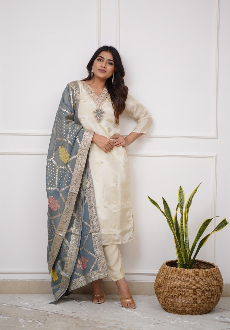 Lorenvalley Offwhite Viscose Chanderi Embroidered Multi Sequence work Kurta Set - Swadesiicart