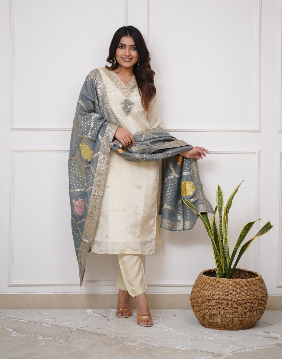 Lorenvalley Offwhite Viscose Chanderi Embroidered Multi Sequence work Kurta Set - Swadesiicart