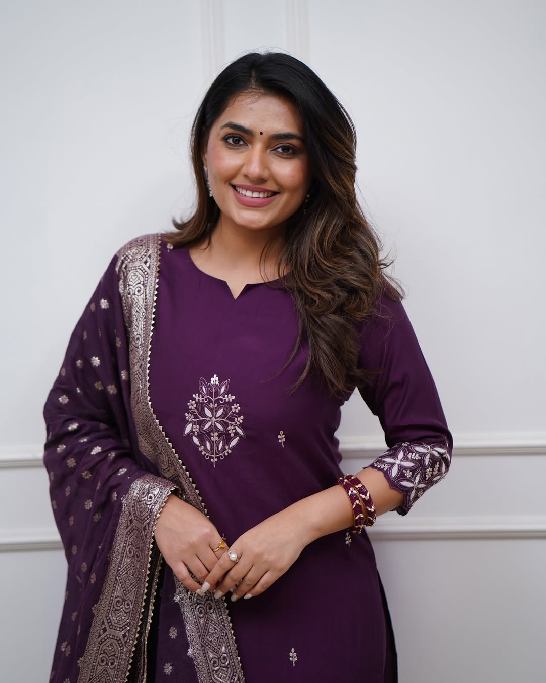 Lorenvalley Purple PV Chanderi Embroidered work Kurta Set - Swadesiicart