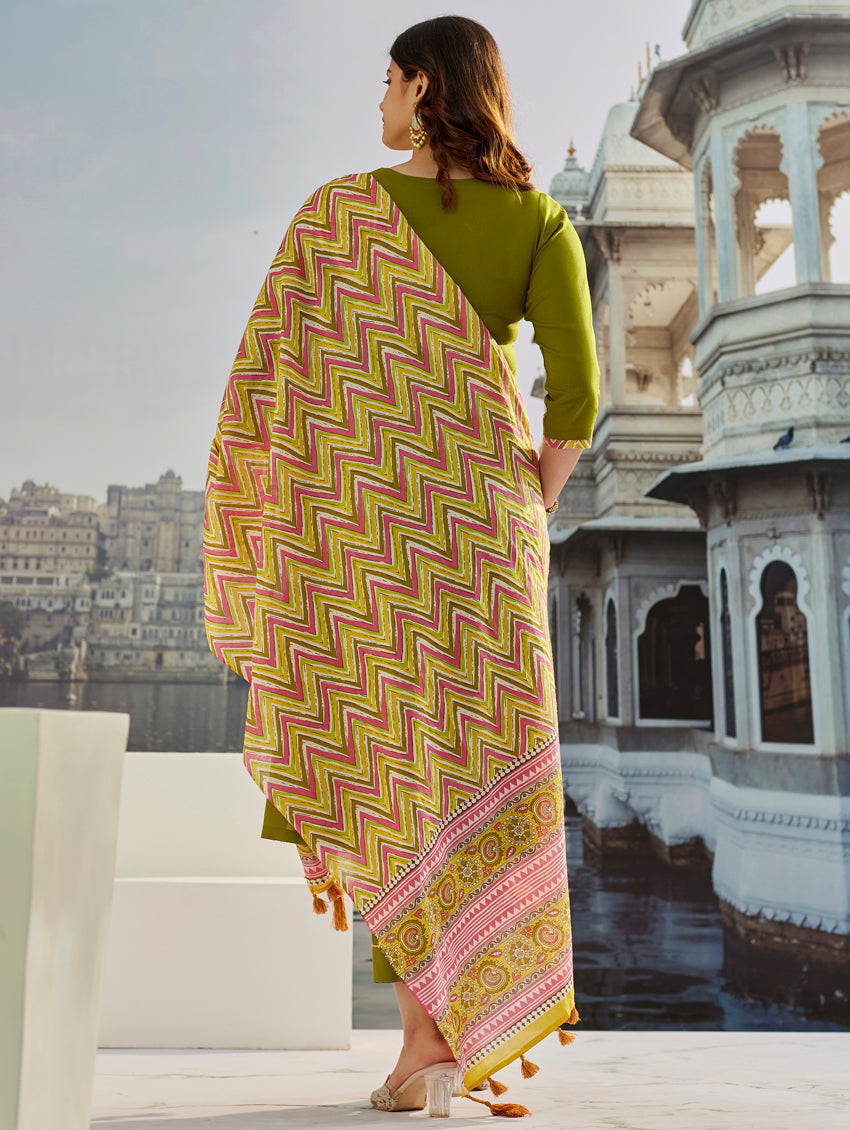 Lorenvalley Green Muslin Cotton Embroidered With Printed Border Kurta Set - Swadesiicart