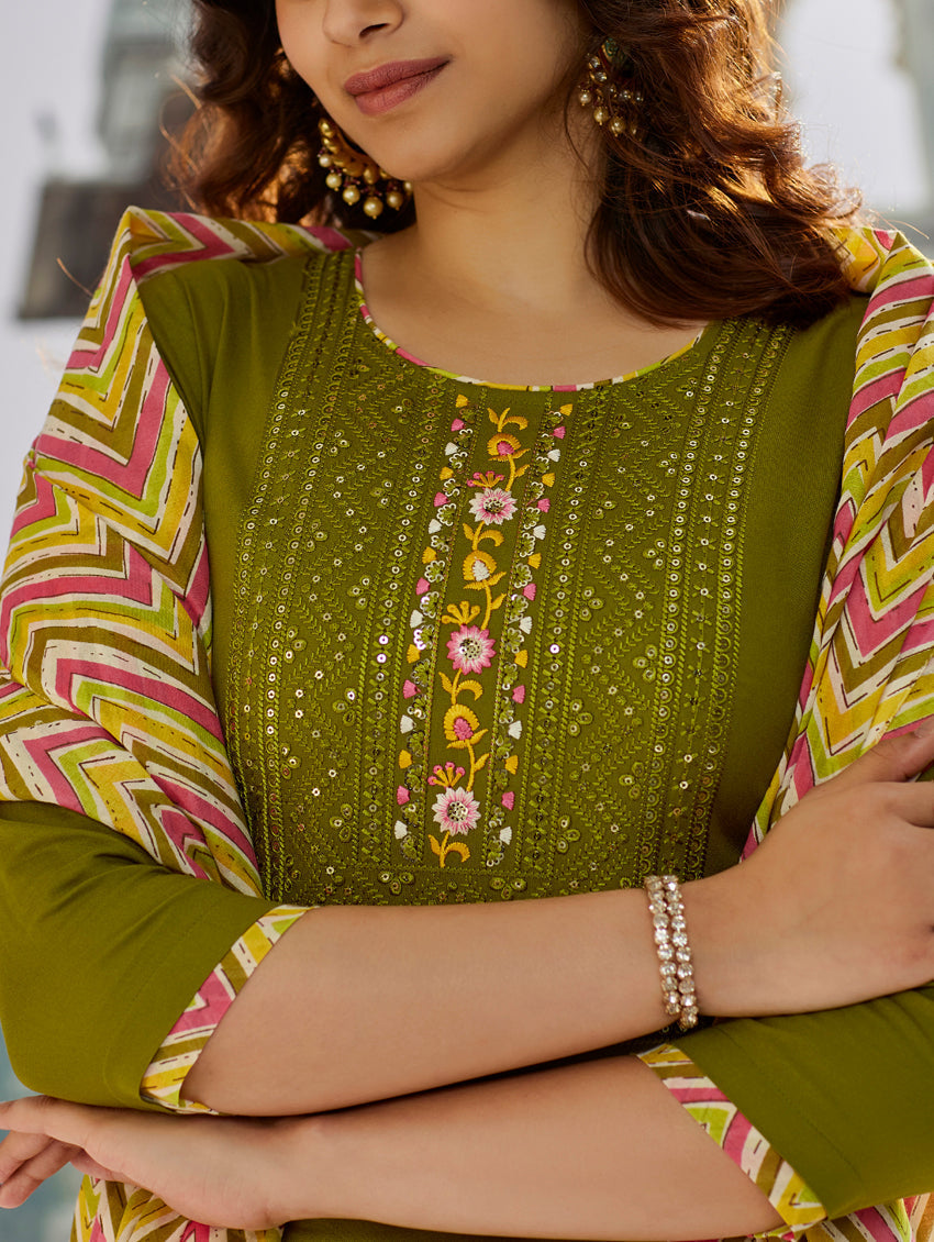 Lorenvalley Green Muslin Cotton Embroidered With Printed Border Kurta Set - Swadesiicart