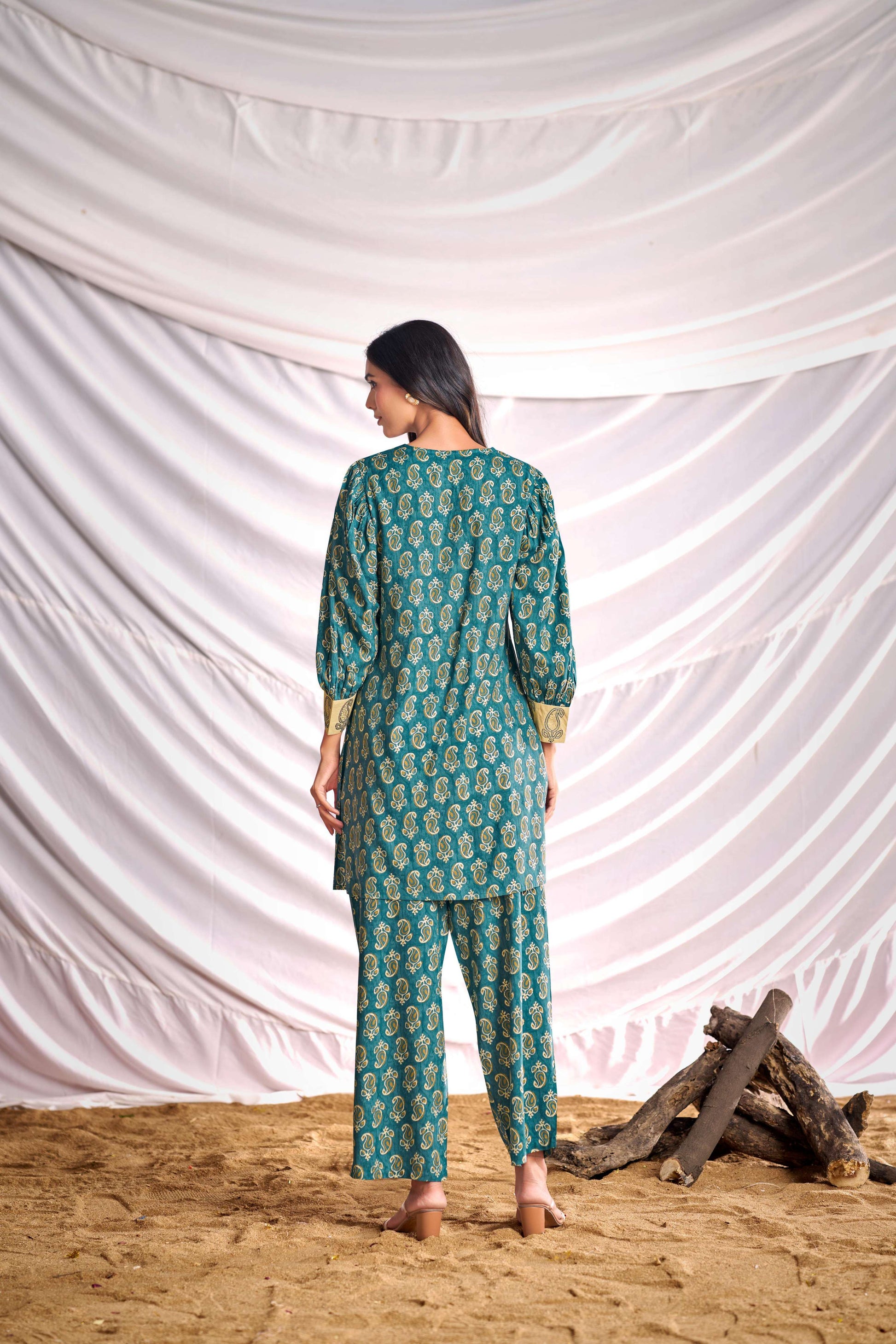 BulBul Women Blue Embroidered Paisley Printed Co-ord Set - Swadesiicart