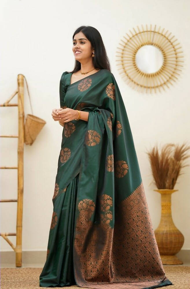 DEIANA'S Beautiful Designer Golden zari Soft Lichi Silk Saree - Green - Swadesiicart