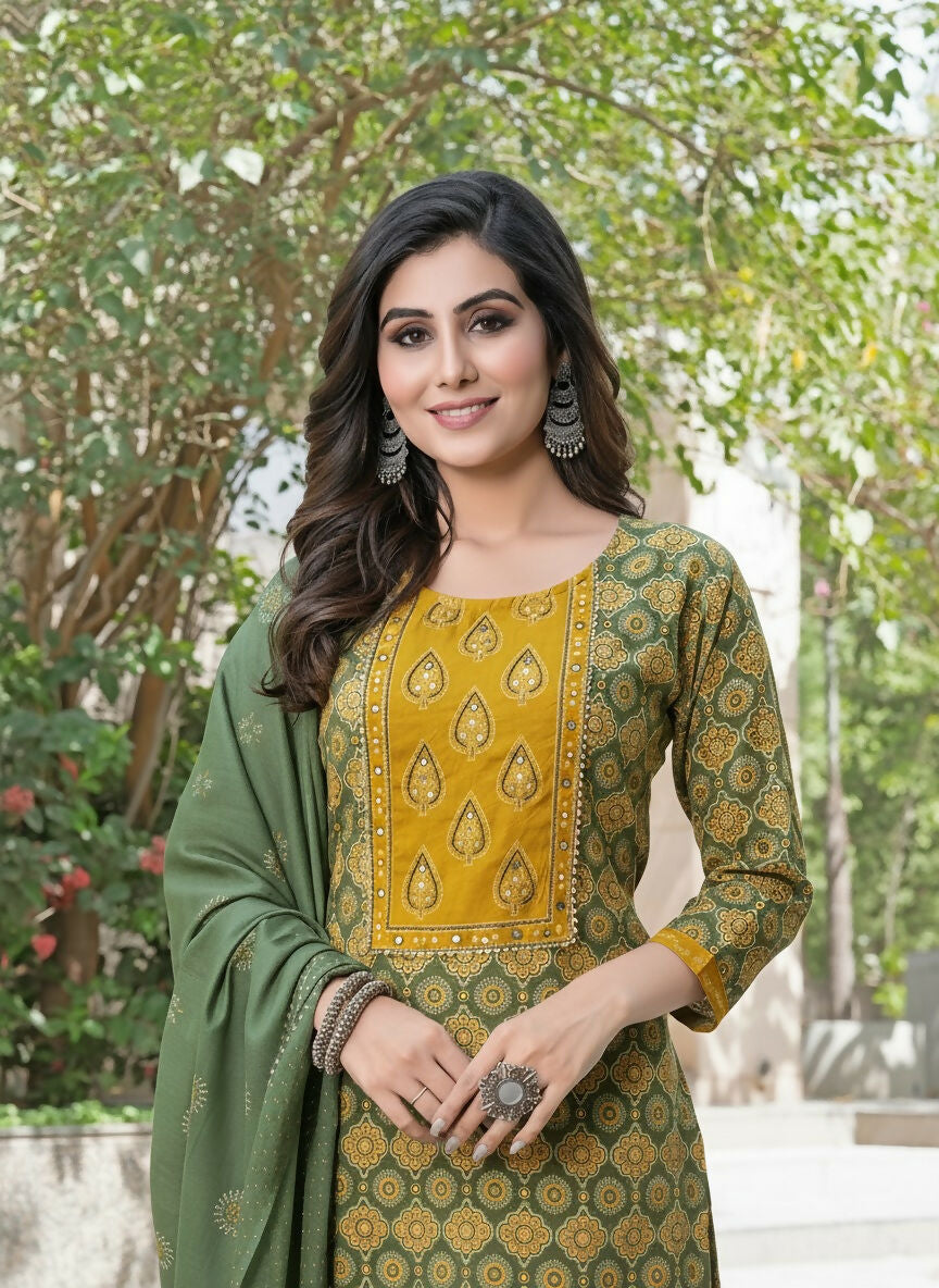 BulBul Aaliya Green Elegance Cotton Kurta Set with Embroidered Organza Dupatta - Swadesiicart