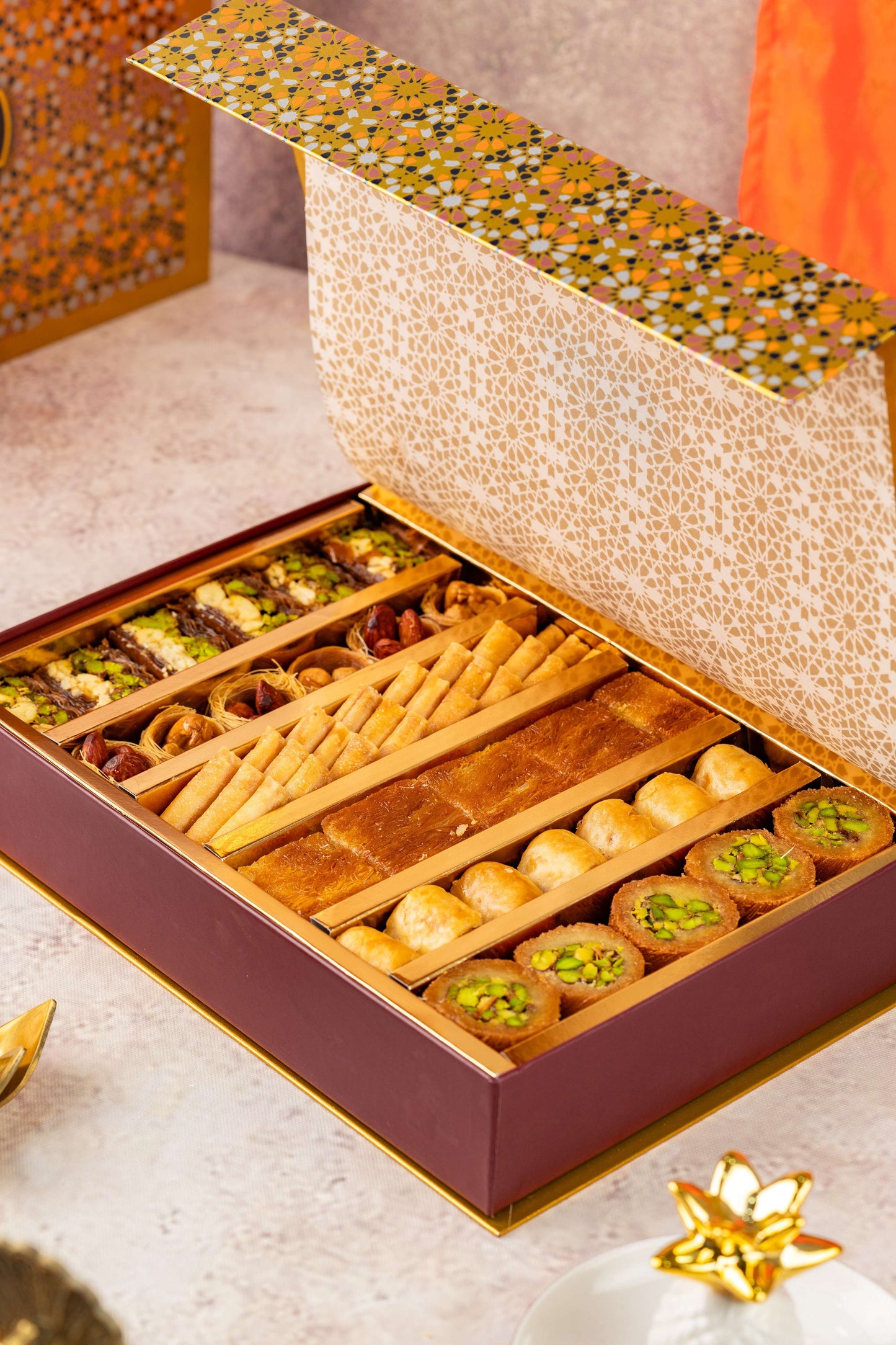 Gourmet Baklava Prime Connoisseur Gift Box | Swadesiicart