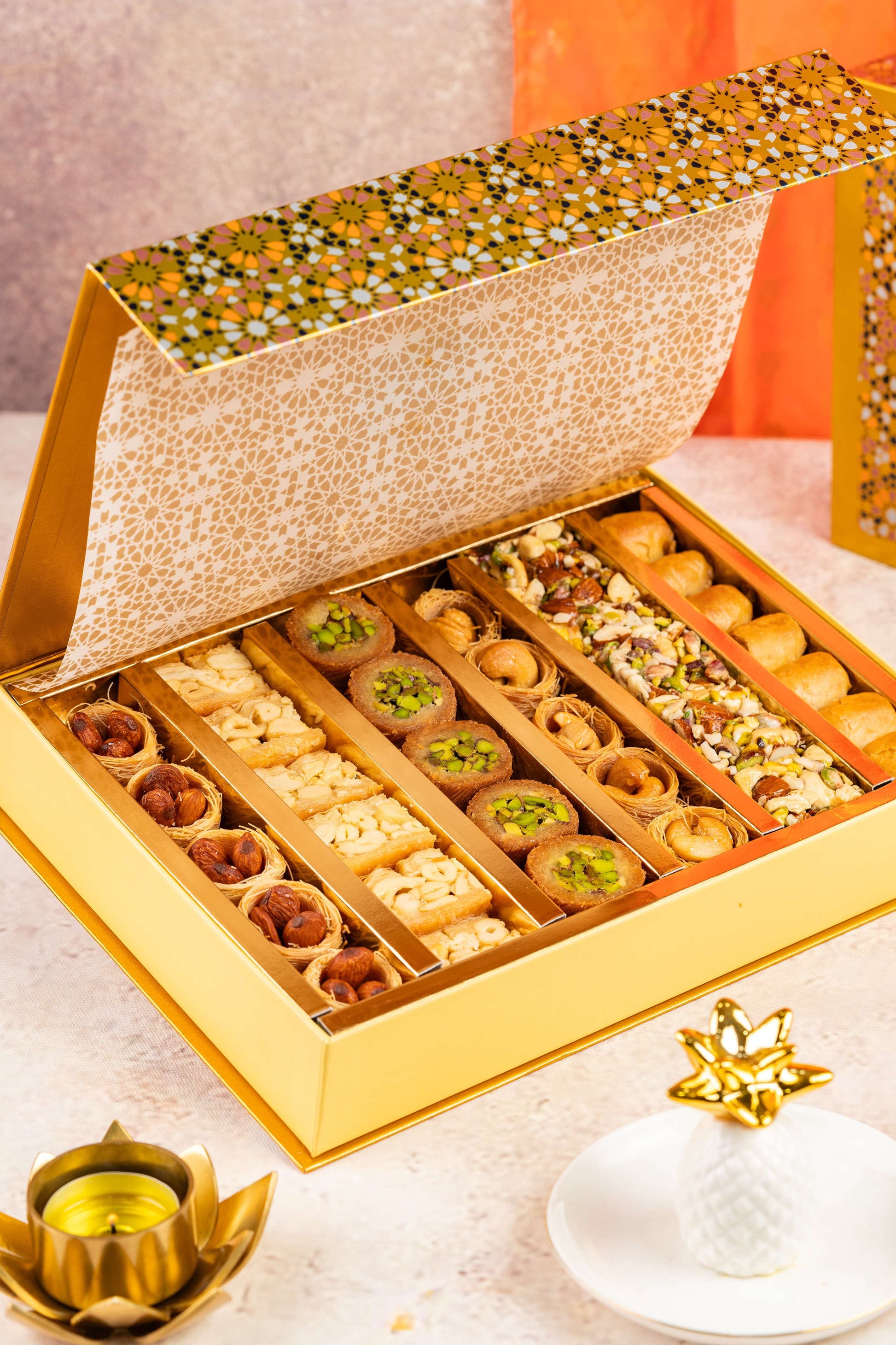 Gourmet Baklava Opulent Gift Box | Swadesiicart