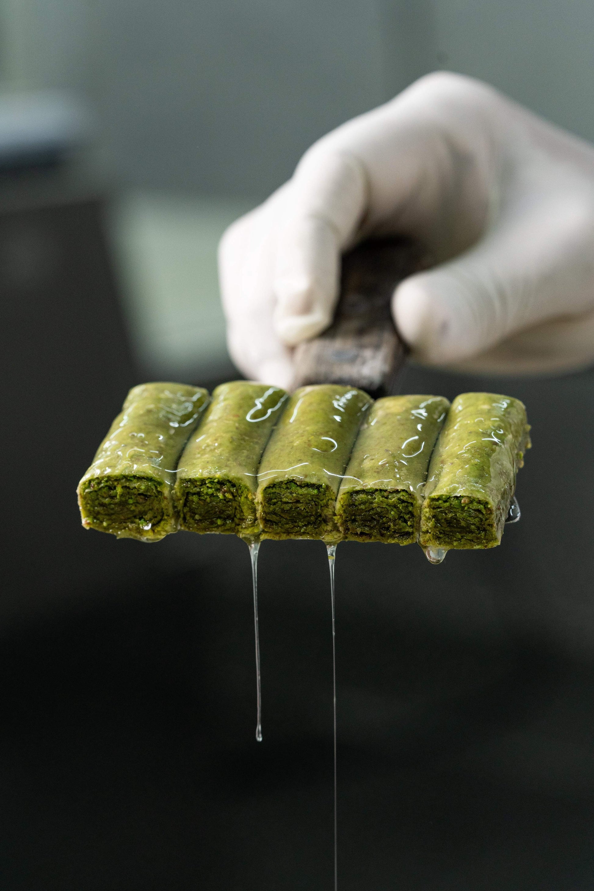 Gourmet Baklava Classic Pista Roll Baklava | Swadesiicart