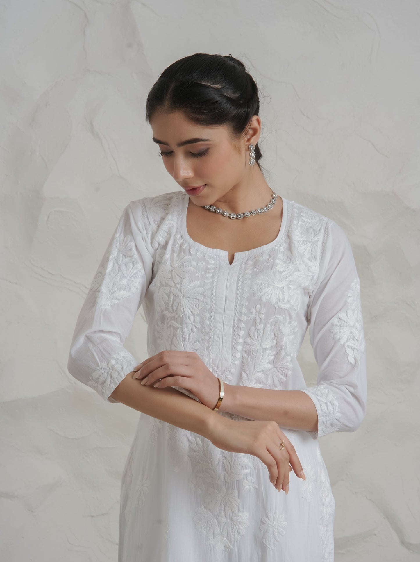Gharana India Mul Cotton Fine Chikankari Kurta White | Swadesiicart