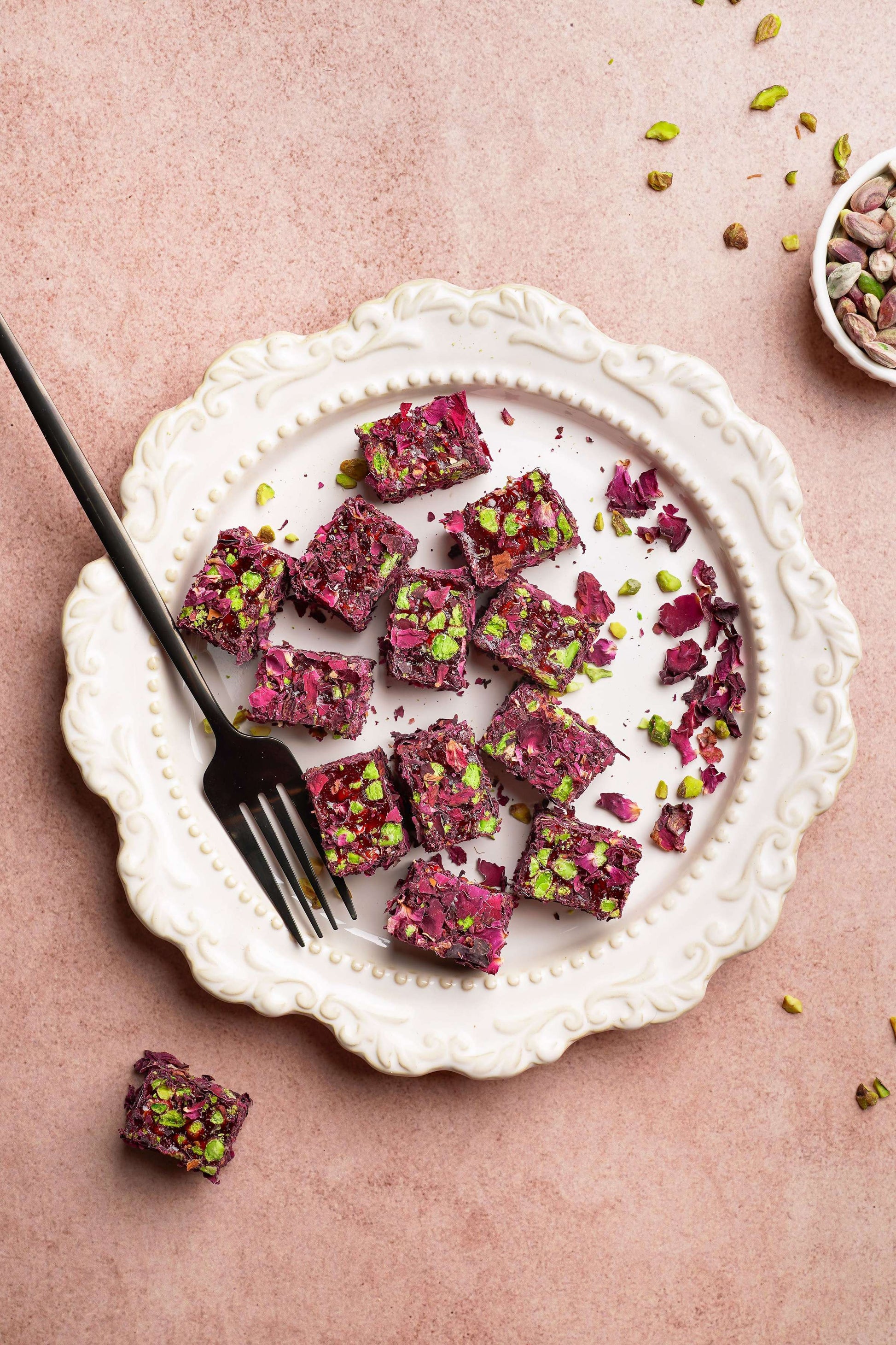 Gourmet Baklava Rose Delight | Swadesiicart