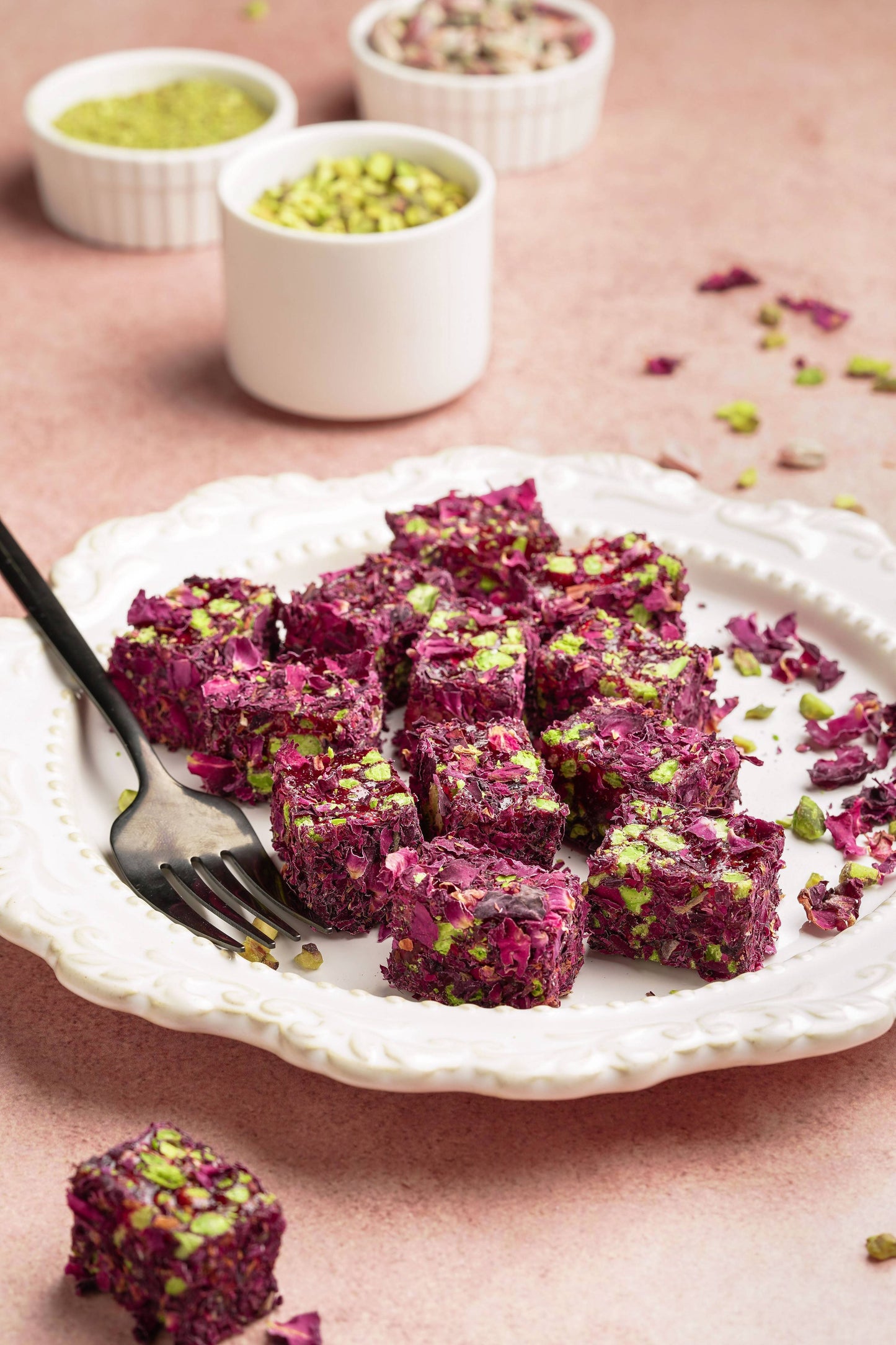 Gourmet Baklava Rose Delight | Swadesiicart