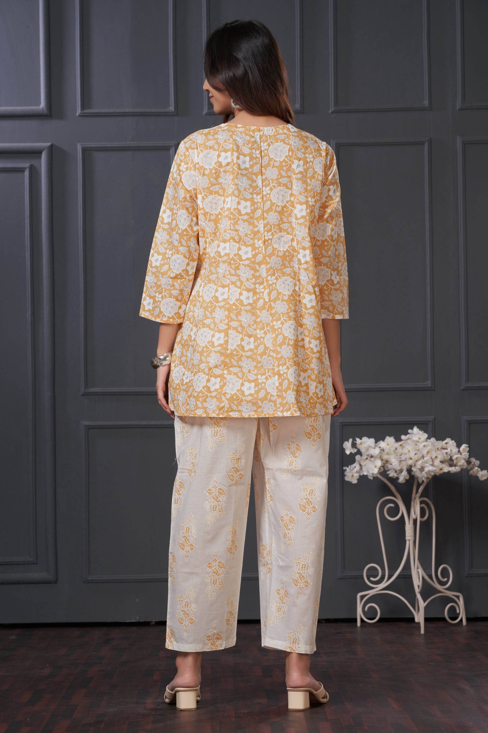 BulBul Women Chaya Off White Co-Ord Set - Swadesiicart