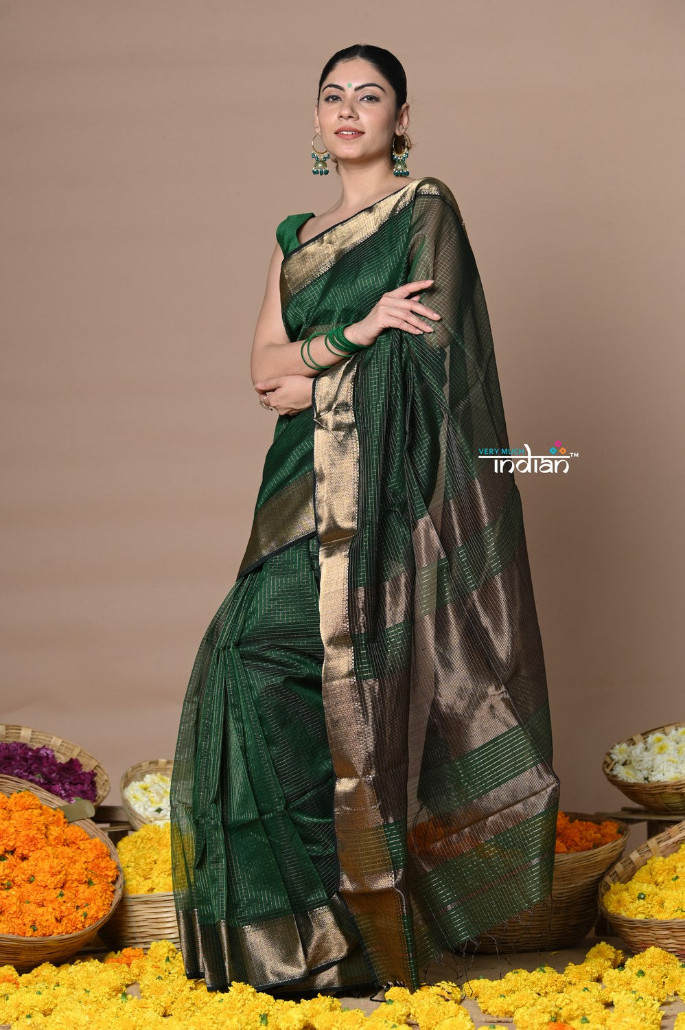 Very Much Indian Rajsi - Handloom Ari Checks Cotton Silk Saree with Golden Border - Dark Green | Swadesiicart
