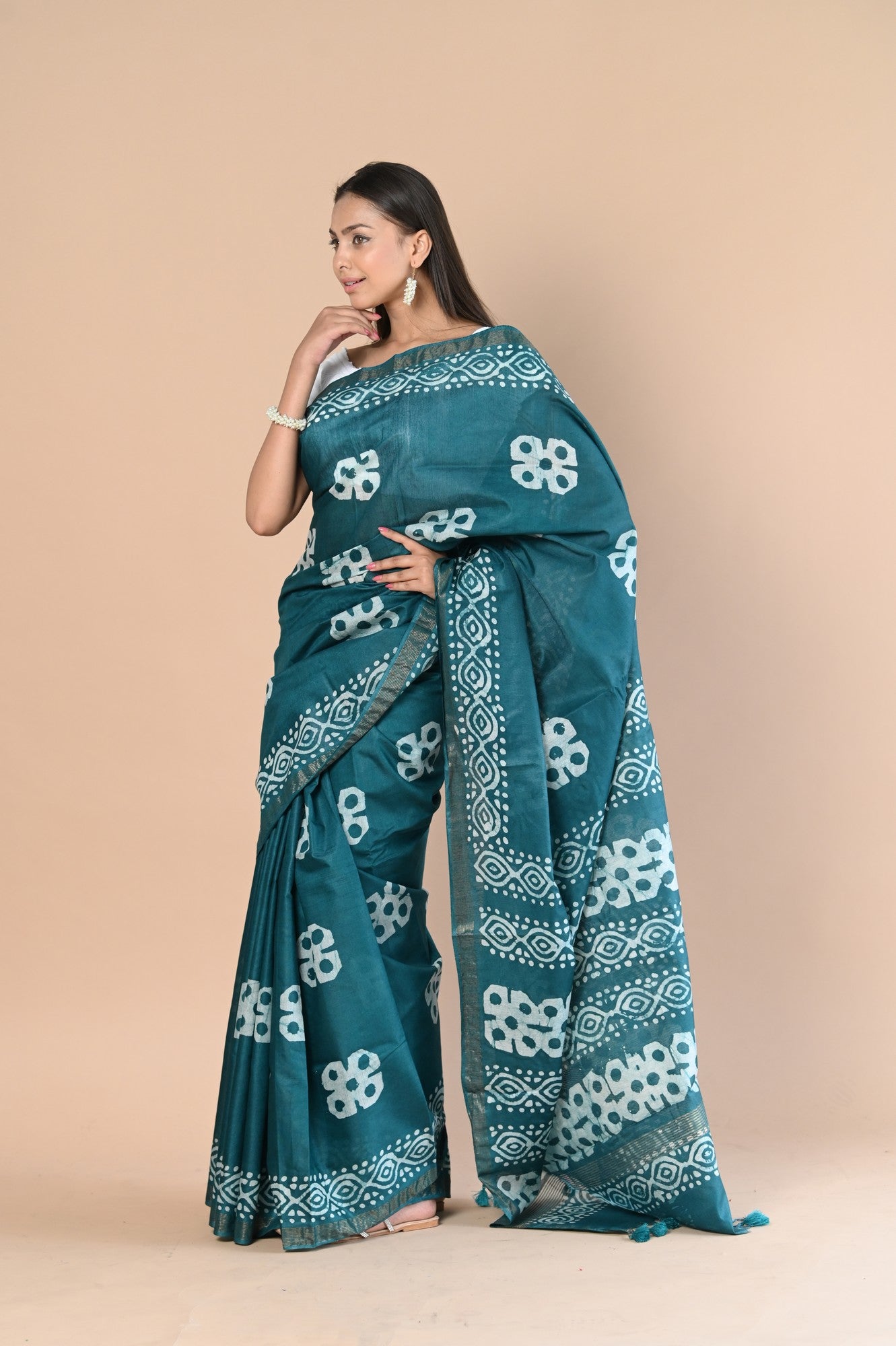 Very Much Indian Authentic Handloom Pure Cotton Saree with Hand Batik Work | Swadesiicart