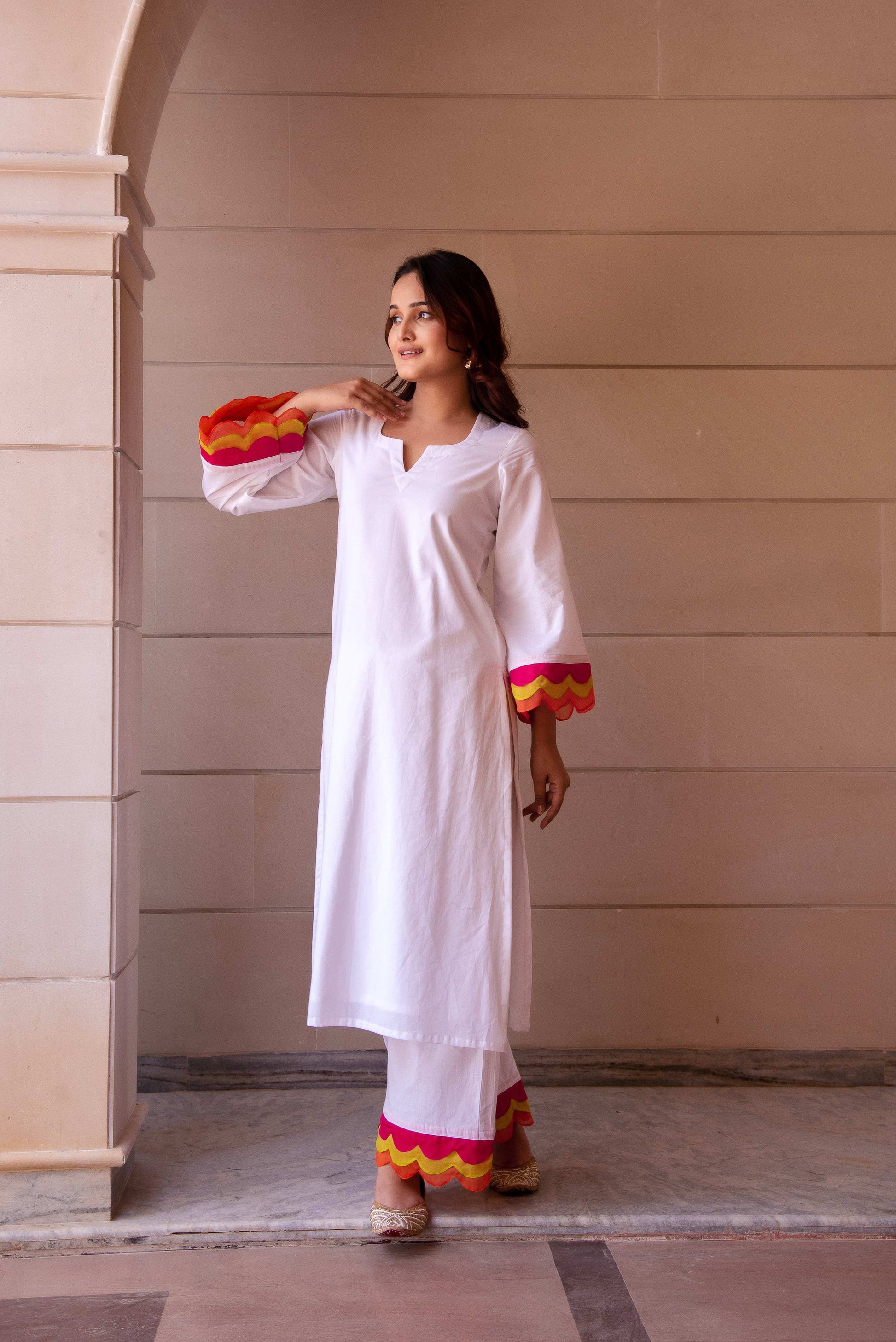 Pomcha Jaipur Kapas Rangbirangi White Co-Ord Set - Swadesiicart