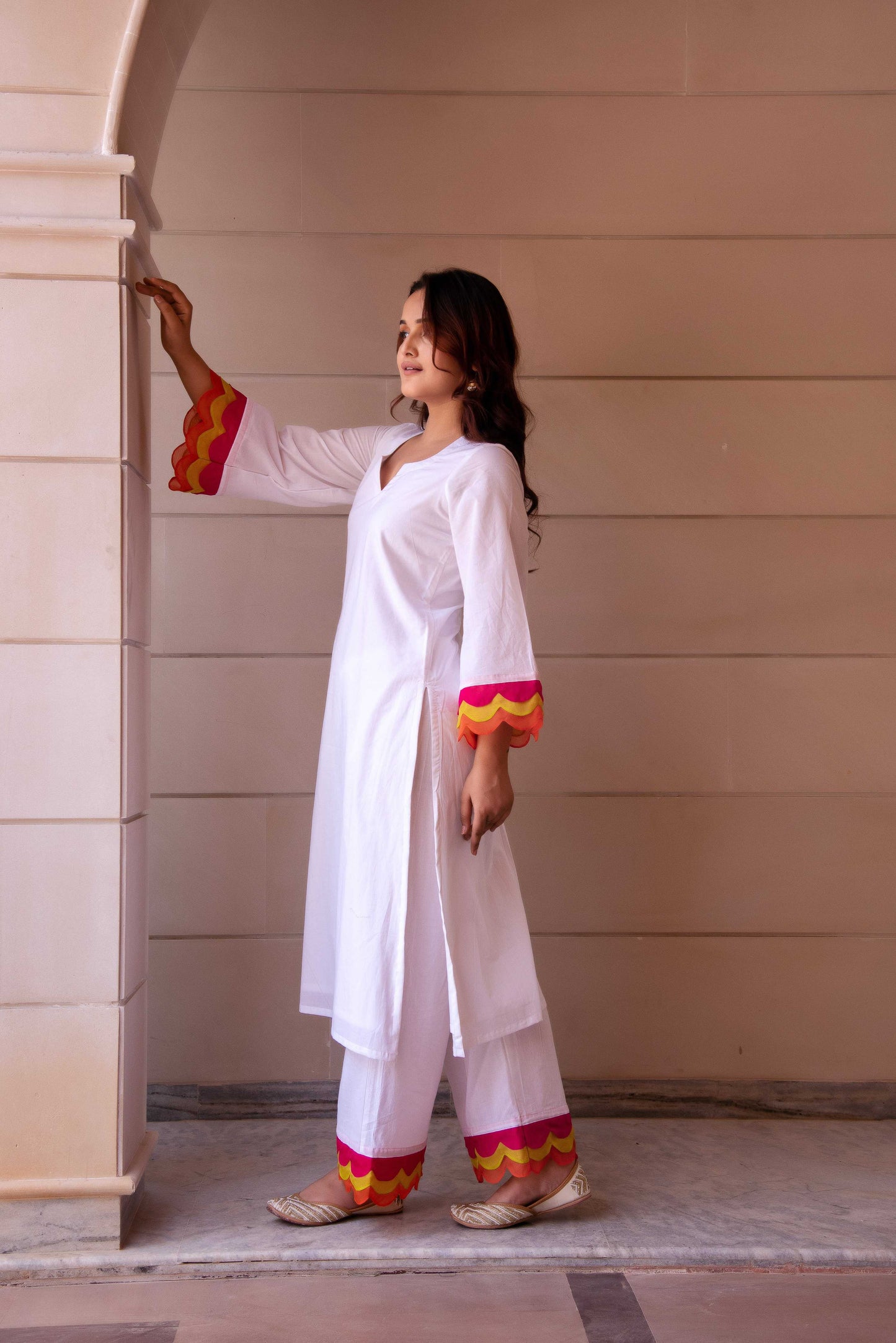Pomcha Jaipur Kapas Rangbirangi White Co-Ord Set - Swadesiicart