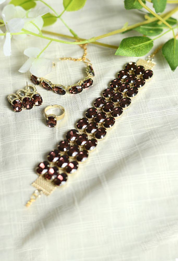 Mominos Fashion Johar Kamal Gold-Polished Finish Stone Choker For Women (Brown) | Swadesiicart