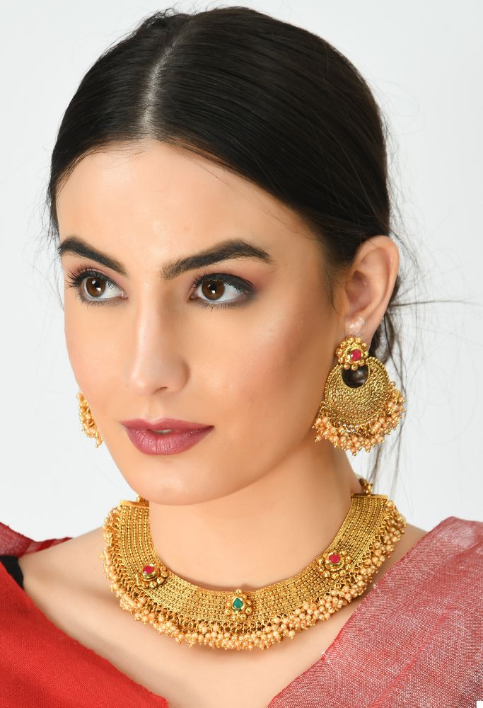 Mominos Fashion Johar Kamal Gold-Polished Brass Finish Stone/Beads Choker For Women (Golden) | Swadesiicart