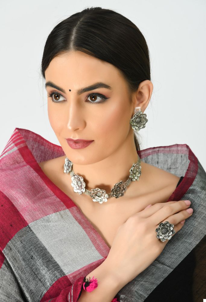 Mominos Fashion Johar Kamal Silver-Plated Brass Finish Rose Design Choker For Women (Silver) | Swadesiicart