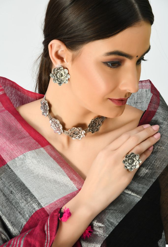 Mominos Fashion Johar Kamal Silver-Plated Brass Finish Rose Design Choker For Women (Silver) | Swadesiicart