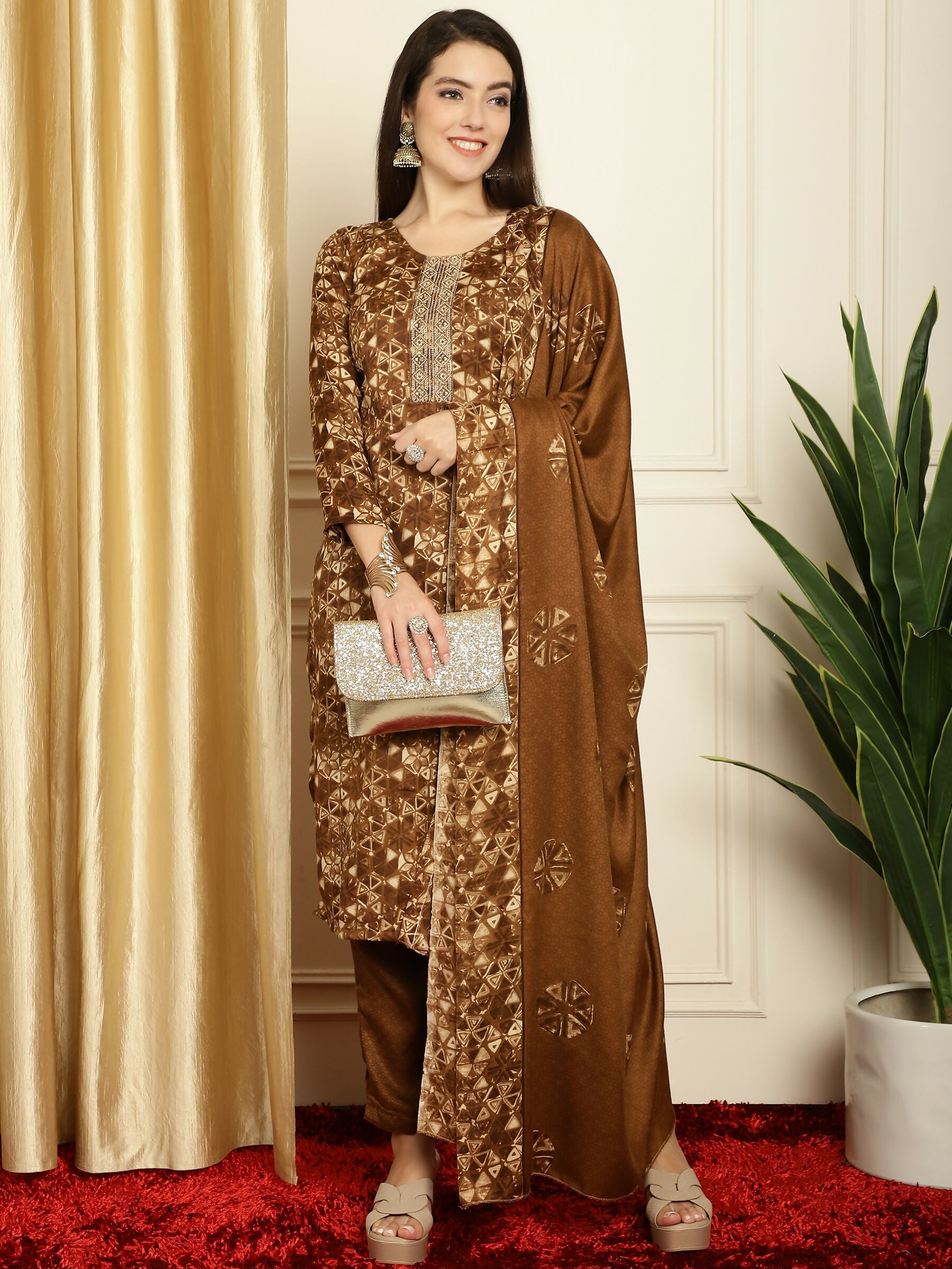 Jyoti Fashion Women's Brown Pashmina Floral Digital Printed Kurta with Trouser & Dupatta | Swadesiicart