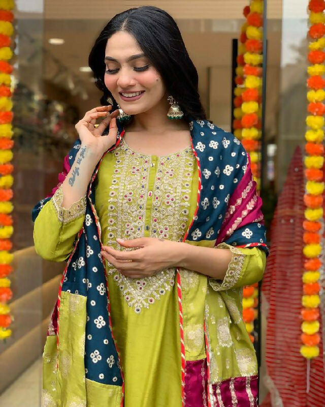 The52 Lemons Women's Gorgeous Embroidered Viscose Chanderi Fabric Straight Kurta Pant with Dupatta Set - Swadesiicart