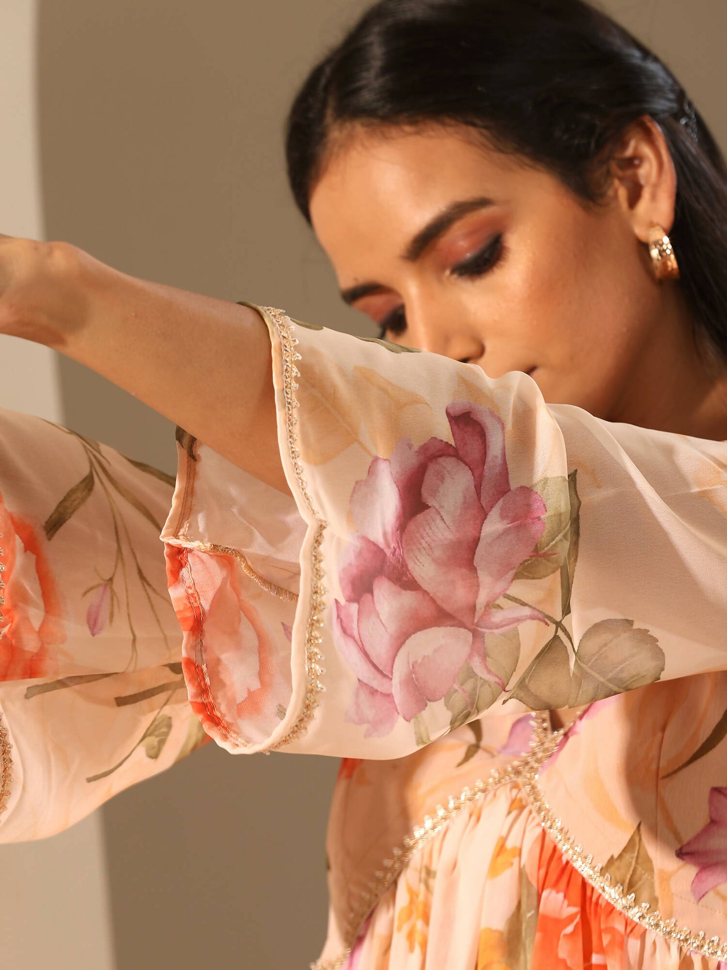 Pomcha Jaipur Peach Gul Ruhani Suit Set | Swadesiicart